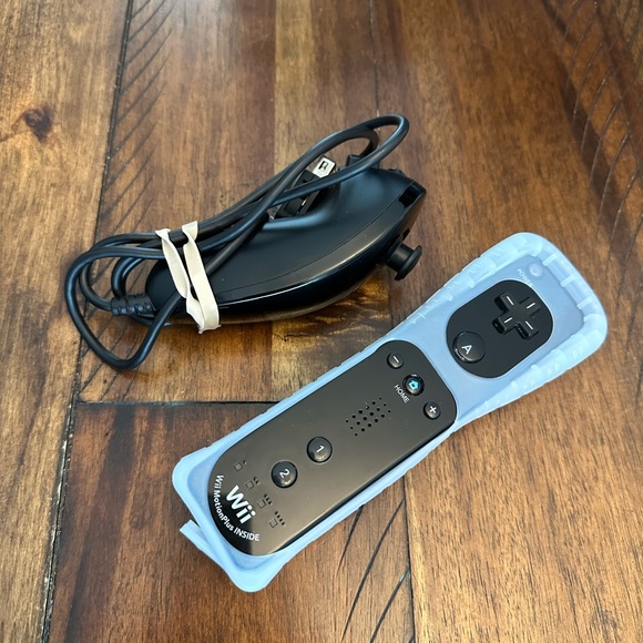 Nintendo wii black console - Picture 2 of 3